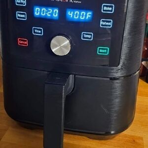 Instant Vortex Air Fryer - Black